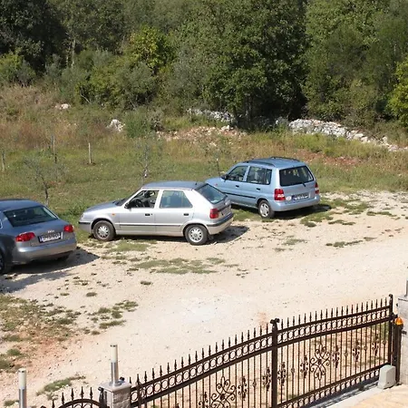 Valica 7122a Apartment Umag