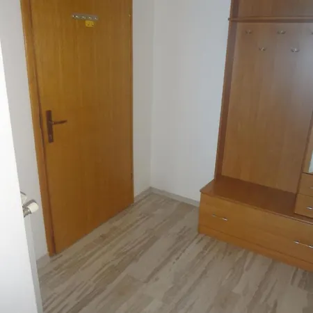 Valica 7122a * Umag